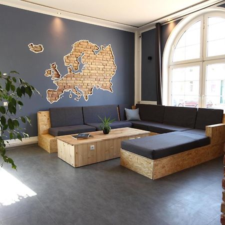 Blue Doors Hostel Ktv روستوك المظهر الخارجي الصورة