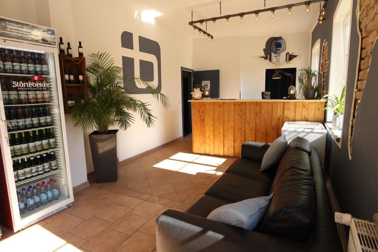 Blue Doors Hostel Ktv روستوك المظهر الخارجي الصورة