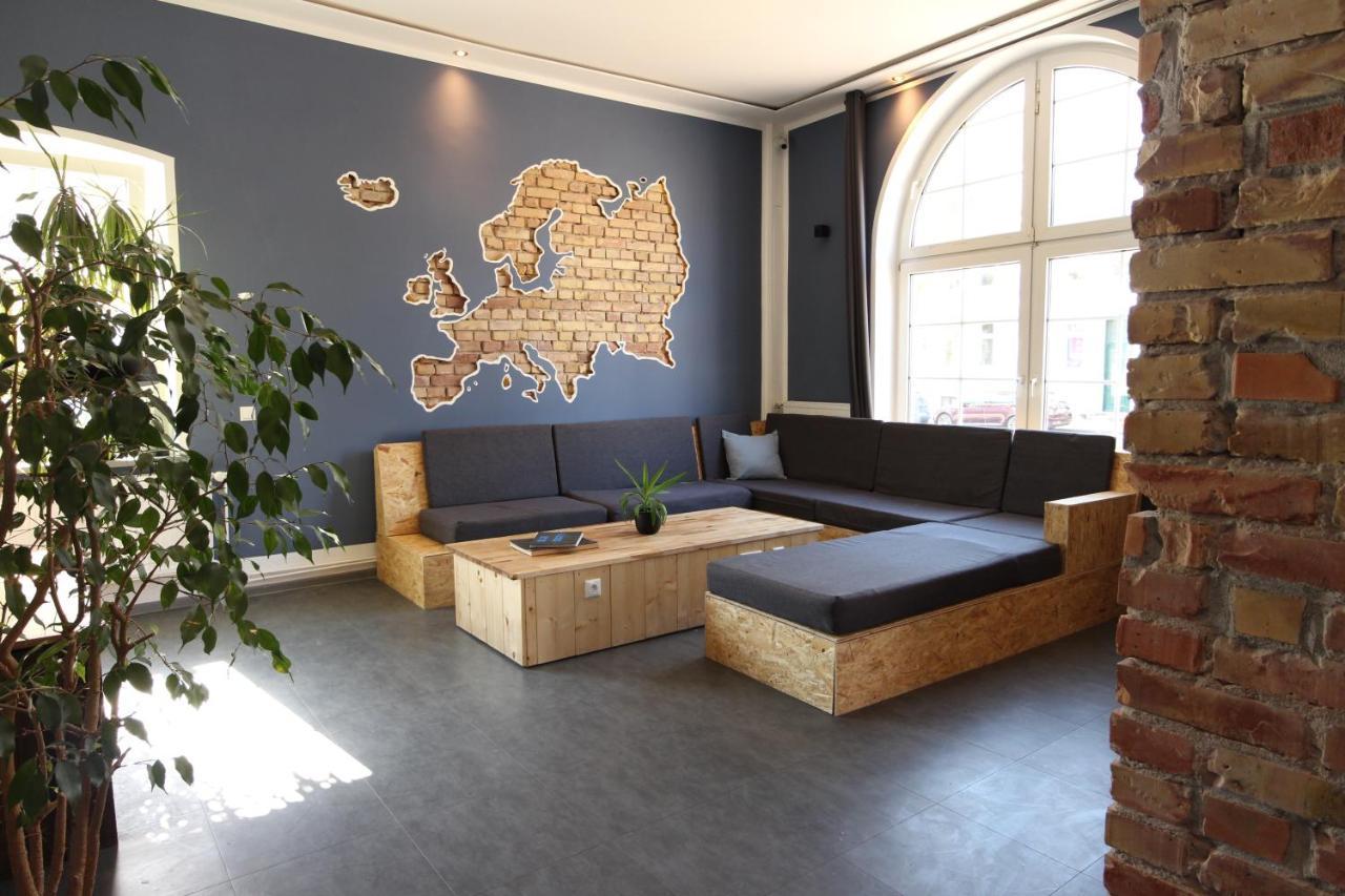 Blue Doors Hostel Ktv روستوك المظهر الخارجي الصورة