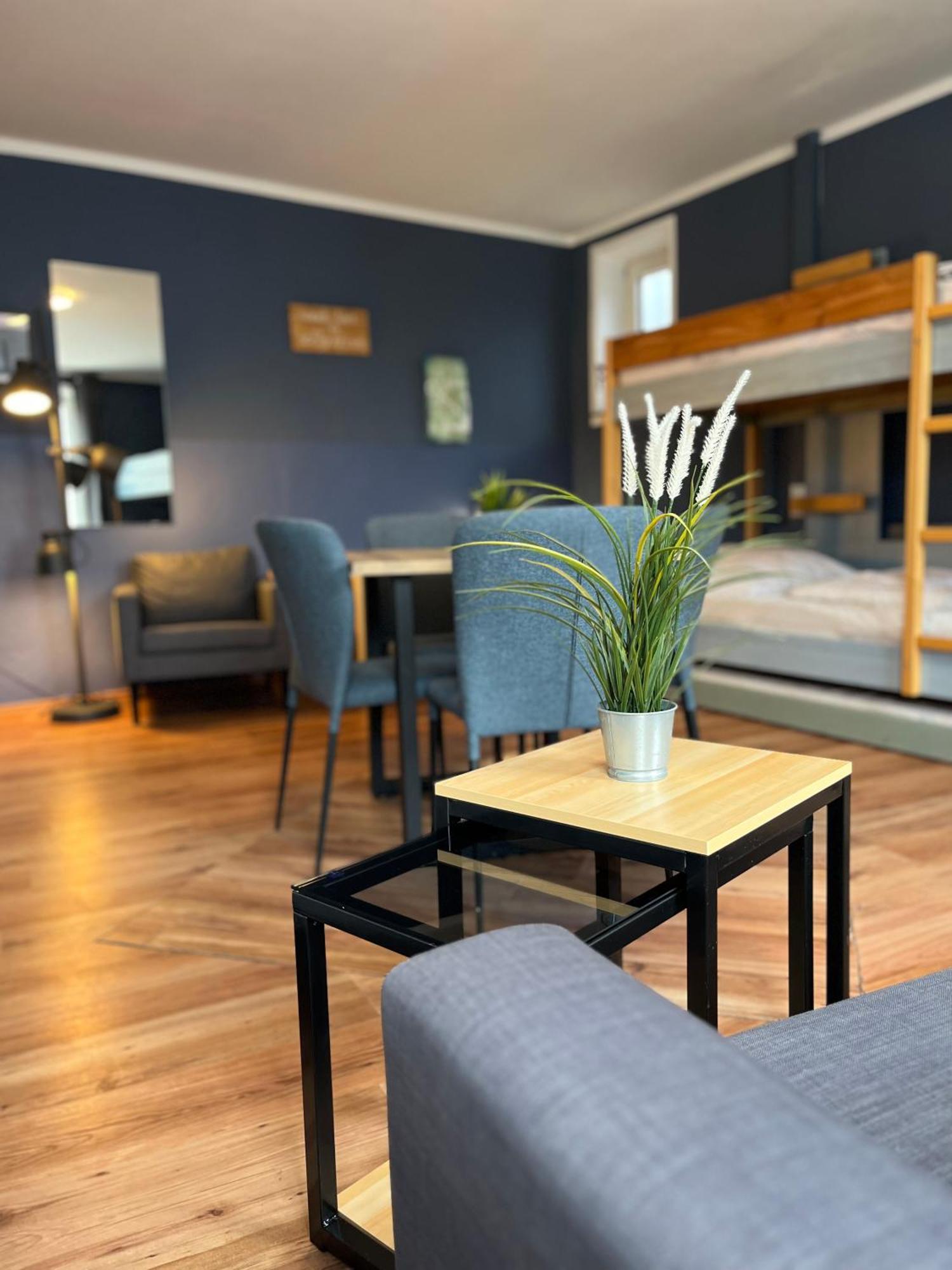 Blue Doors Hostel Ktv روستوك المظهر الخارجي الصورة