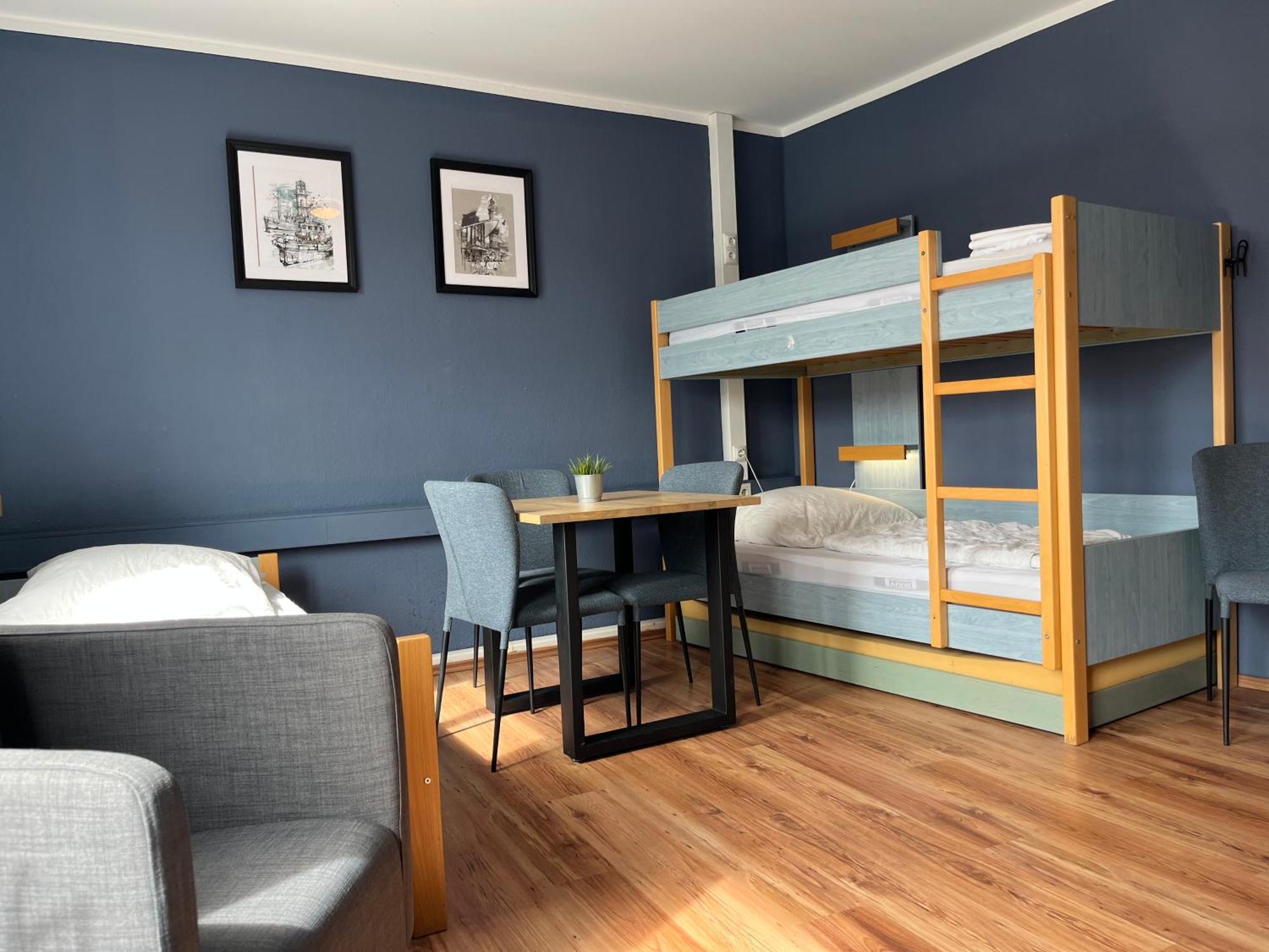 Blue Doors Hostel Ktv روستوك المظهر الخارجي الصورة