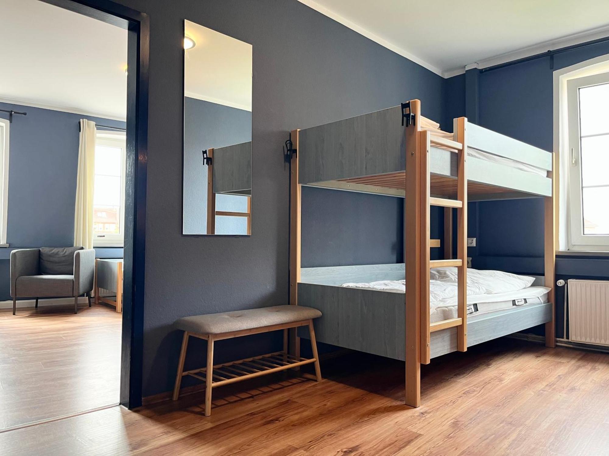 Blue Doors Hostel Ktv روستوك المظهر الخارجي الصورة
