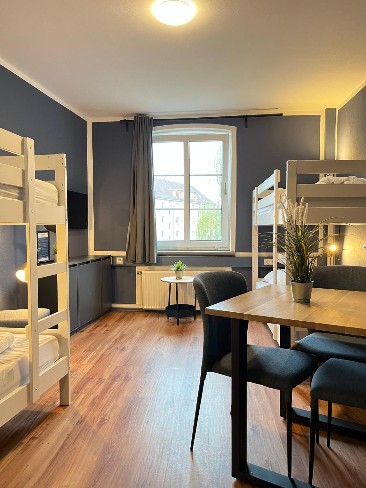 Blue Doors Hostel Ktv روستوك المظهر الخارجي الصورة